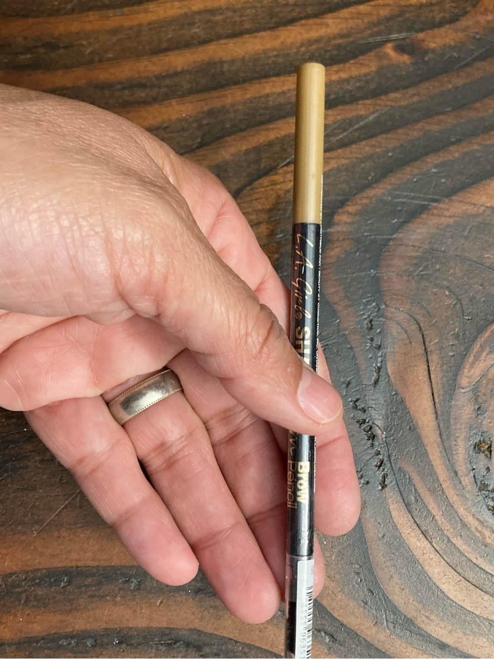 L.A Girl Brow Pencil In Blonde